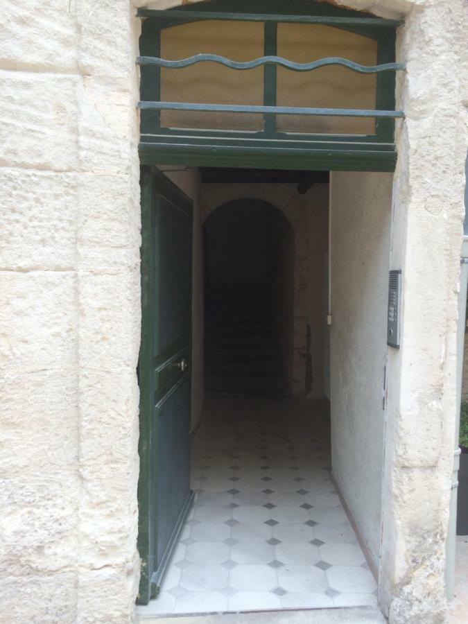 Nostradamus Saint-Rémy-de-Provence Exterior photo